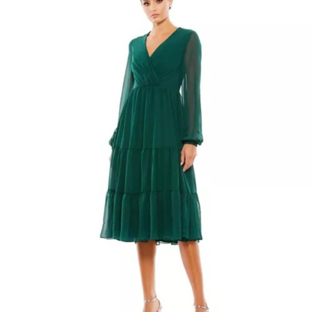 New Mac Duggal Green Long Sleeve Ruffled V-Neck Dress P6551